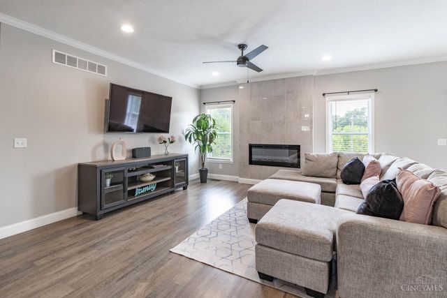 855 Sunrise Ridge Court, Hamilton Twp, OH 45039