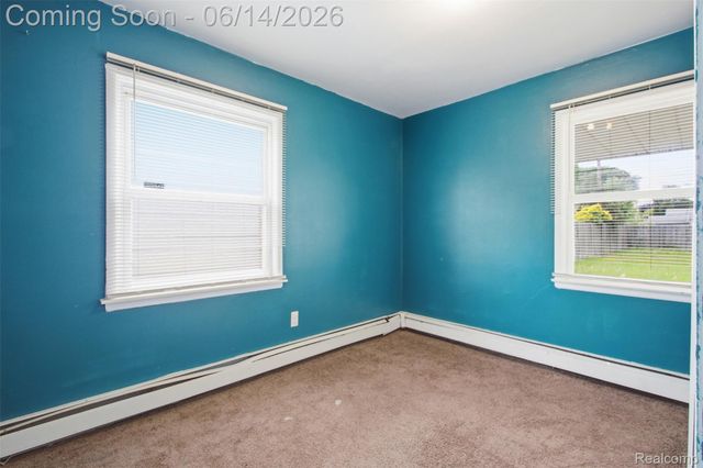 26295 Kathy Street, Roseville, MI 48066