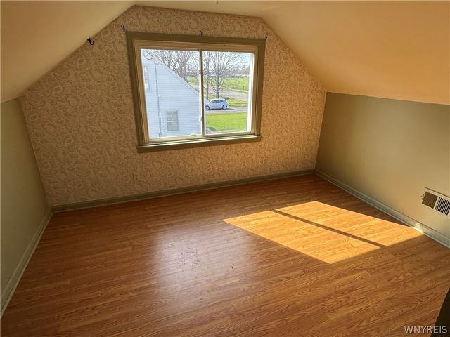3001 Schoolview Road, Eden, NY 14057