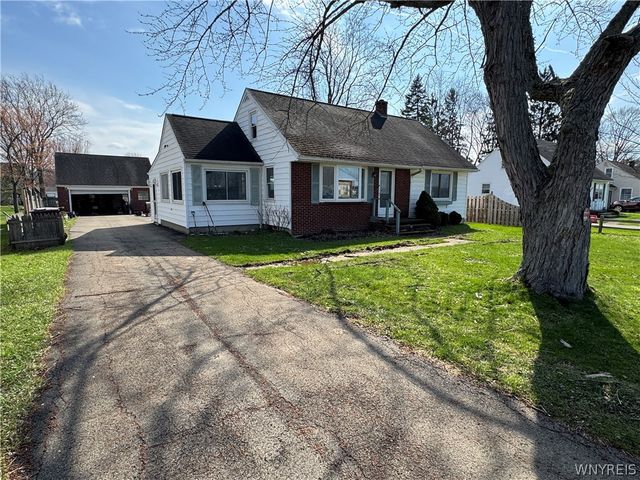 3001 Schoolview Road, Eden, NY 14057