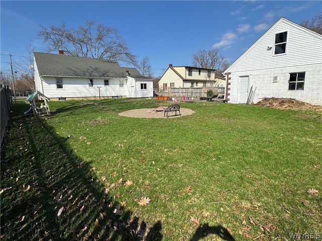 3001 Schoolview Road, Eden, NY 14057