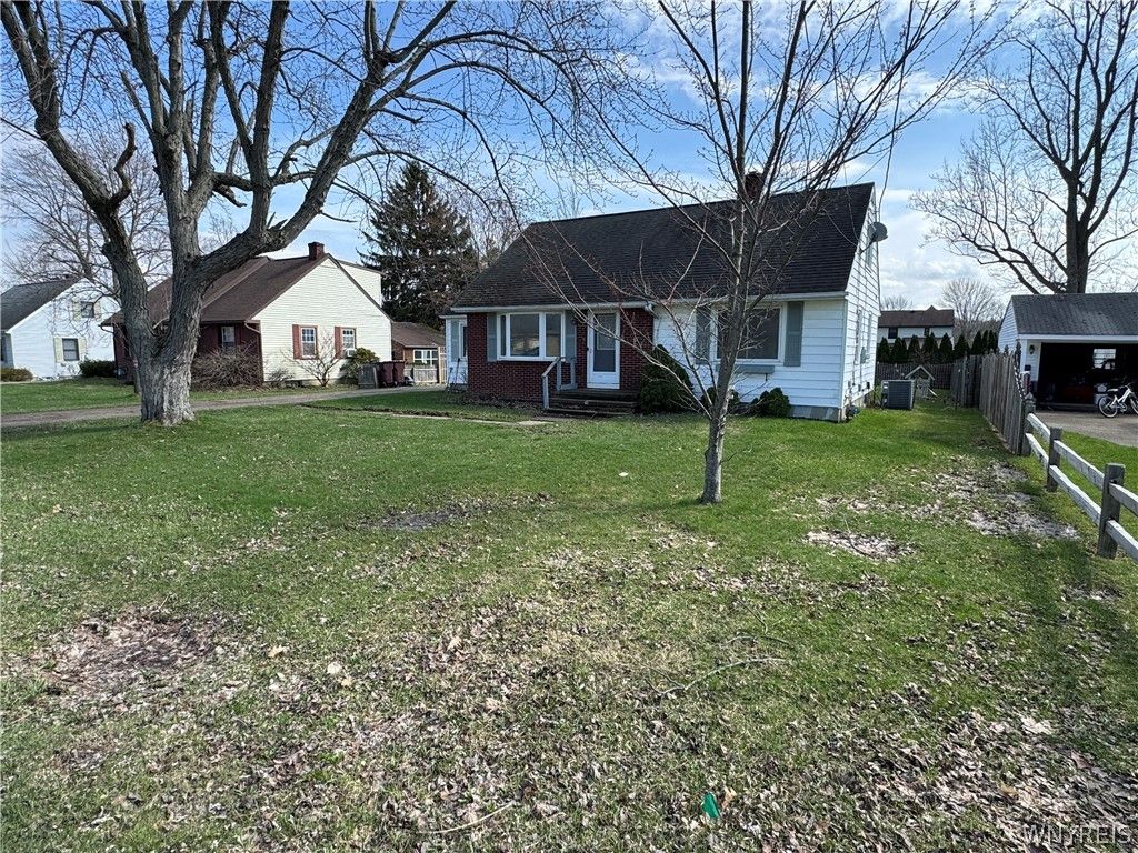 3001 Schoolview Road, Eden, NY 14057