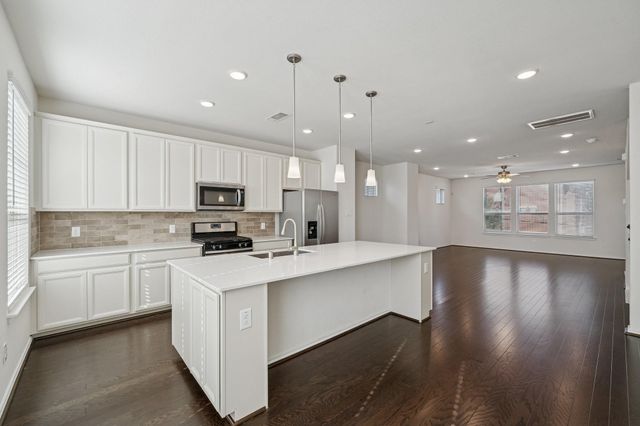 8604 Hollyoaks Creek Lane, Houston, TX 77063