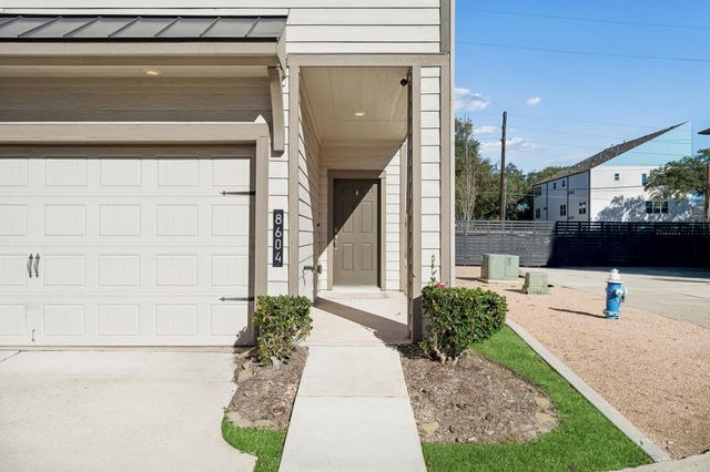 8604 Hollyoaks Creek Lane, Houston, TX 77063