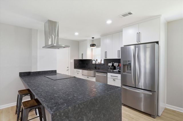 10941 Beauty Lane, Dallas, TX 75229