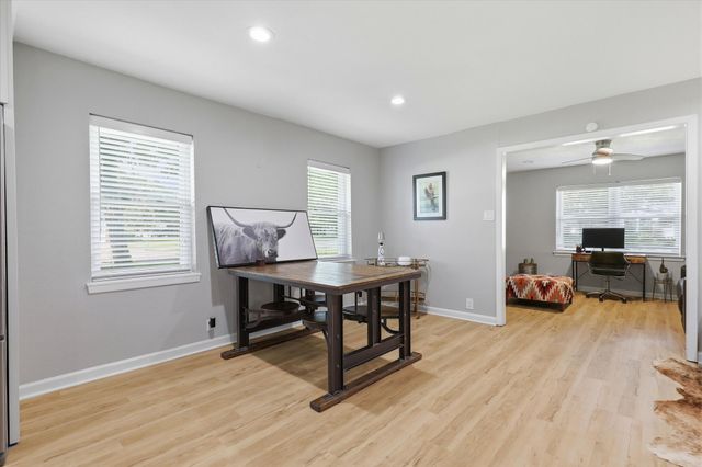 10941 Beauty Lane, Dallas, TX 75229