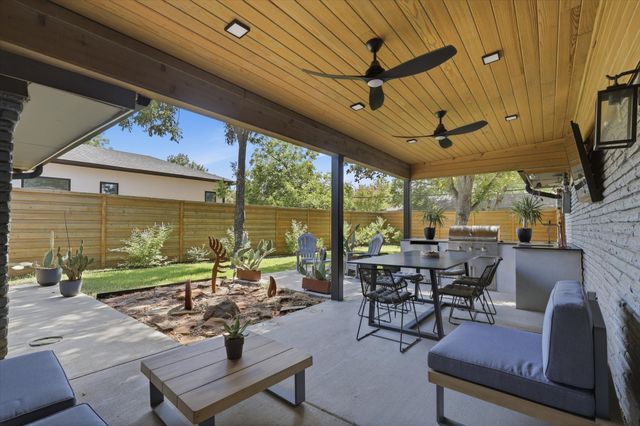 10941 Beauty Lane, Dallas, TX 75229