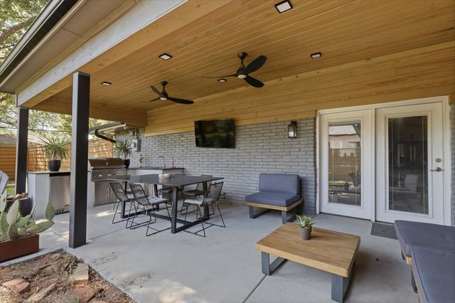 10941 Beauty Lane, Dallas, TX 75229