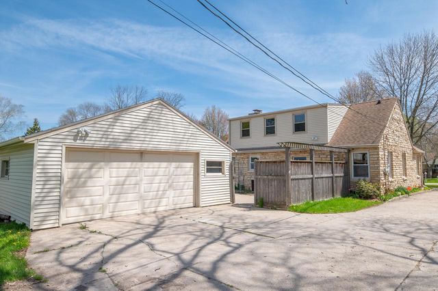 8031 Whitney ROAD, Fox Point, WI 53217