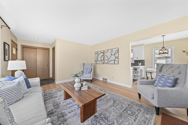 8031 Whitney ROAD, Fox Point, WI 53217