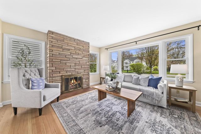 8031 Whitney ROAD, Fox Point, WI 53217