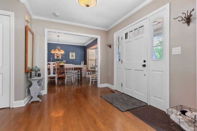 1305 Dancer Court, Libertyville, IL 60048