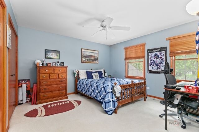 1305 Dancer Court, Libertyville, IL 60048