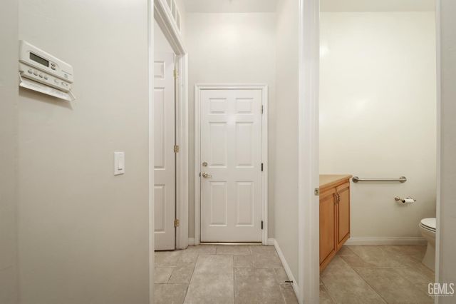 10308 Dutch Iris Drive, Bakersfield, CA 93311