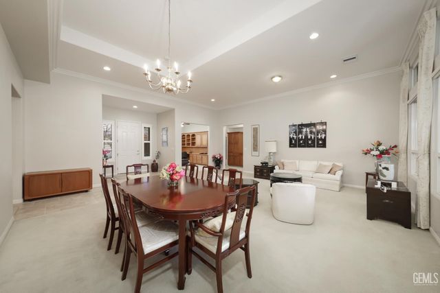 10308 Dutch Iris Drive, Bakersfield, CA 93311