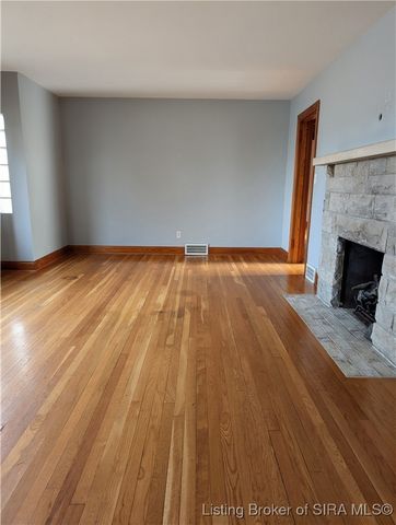 237 Indianola Street, Sellersburg, IN 47172