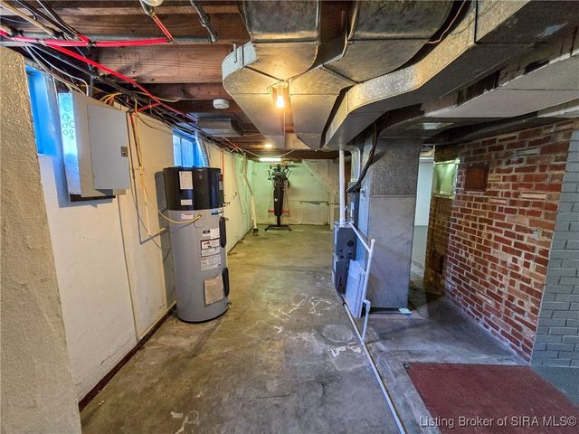 237 Indianola Street, Sellersburg, IN 47172