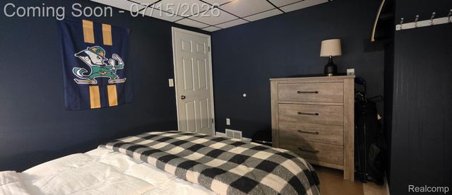3285 Mapledale Street, Commerce Charter Township, MI 48382
