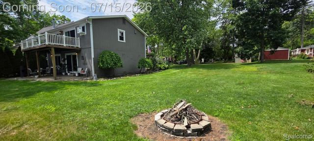 3285 Mapledale Street, Commerce Charter Township, MI 48382