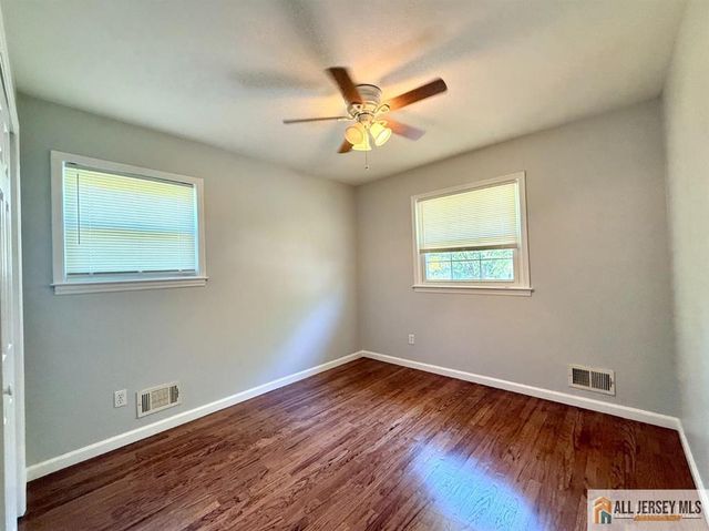 44 Drake Road, Somerset, NJ 08873