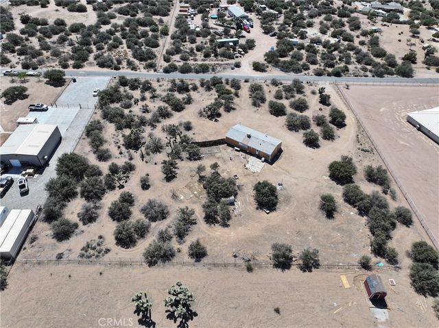 8195 Alta Mesa Road, Oak Hills, CA 92344