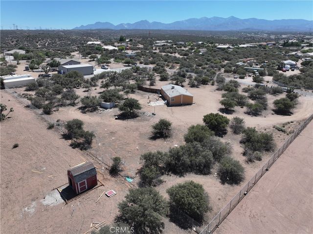 8195 Alta Mesa Road, Oak Hills, CA 92344