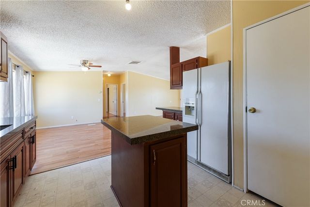 8195 Alta Mesa Road, Oak Hills, CA 92344