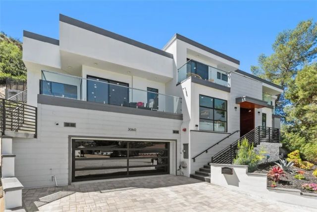 3060 Hollywell, Glendale, CA 91206