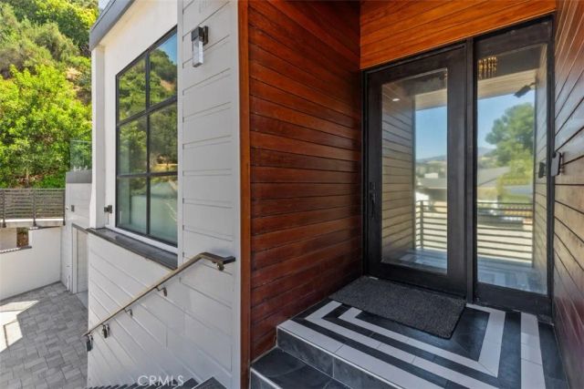 3060 Hollywell, Glendale, CA 91206
