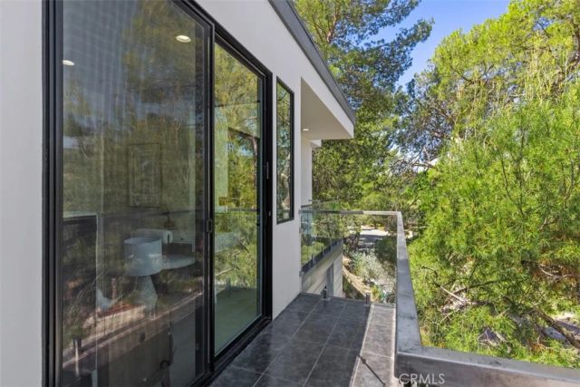 3060 Hollywell, Glendale, CA 91206