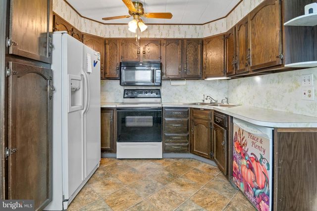 1421 3RD RD, Baltimore, MD 21220