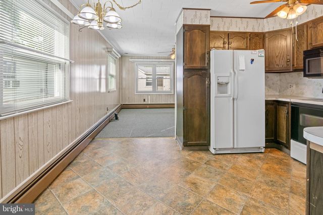 1421 3RD RD, Baltimore, MD 21220