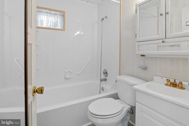 1421 3RD RD, Baltimore, MD 21220