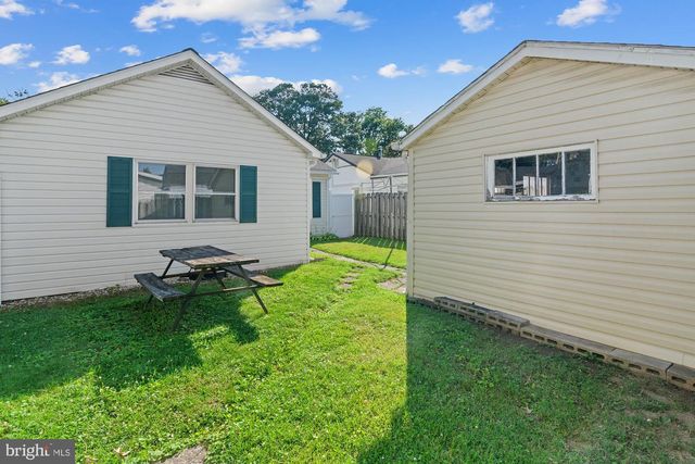 1421 3RD RD, Baltimore, MD 21220