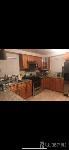 335 Prospect Avenue, Dunellen, NJ 08812