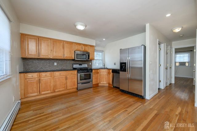 335 Prospect Avenue, Dunellen, NJ 08812