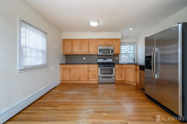 335 Prospect Avenue, Dunellen, NJ 08812