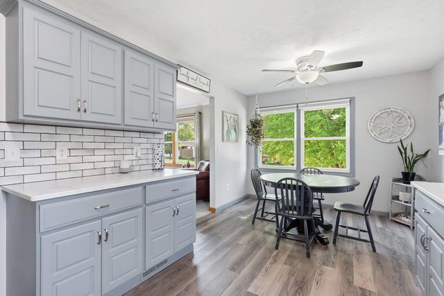 3706 Tam O Shanter Drive, Bettendorf, IA 52722
