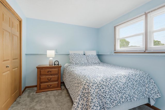 3706 Tam O Shanter Drive, Bettendorf, IA 52722