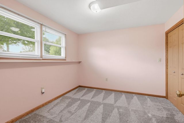 3706 Tam O Shanter Drive, Bettendorf, IA 52722