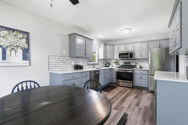 3706 Tam O Shanter Drive, Bettendorf, IA 52722