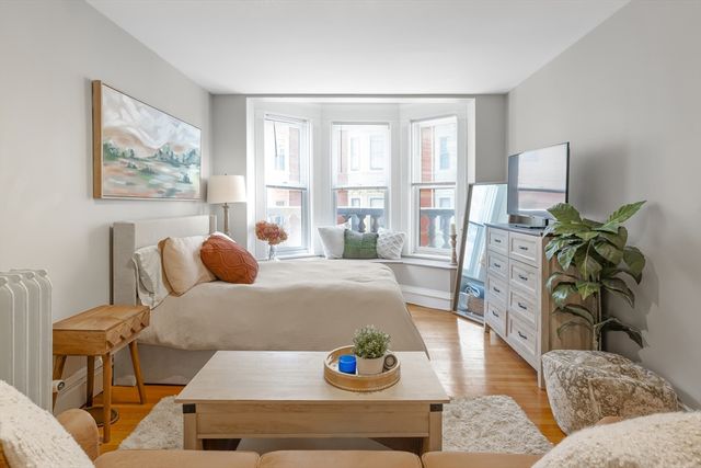 8 Garrison Street 205, Boston, MA 02116