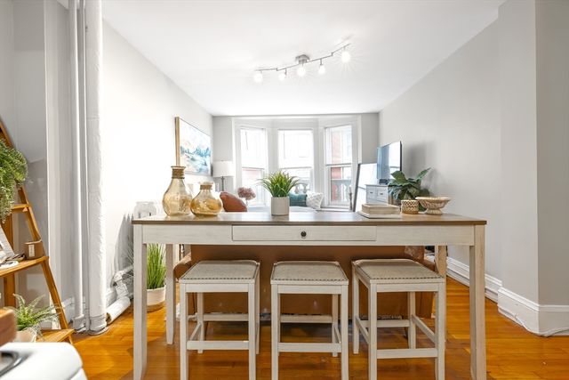 8 Garrison Street 205, Boston, MA 02116
