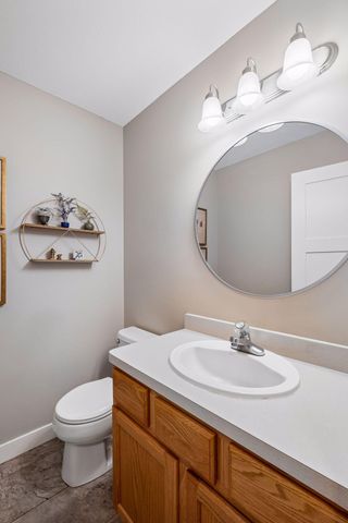 3963 Bailey Ridge Draw, Woodbury, MN 55125