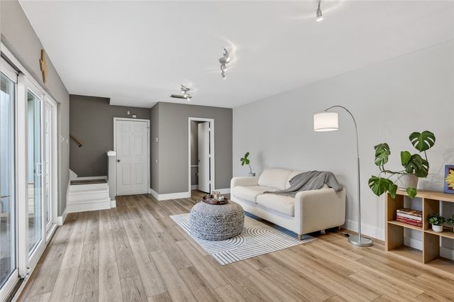 3140 Kinkaid Drive, Dallas, TX 75220