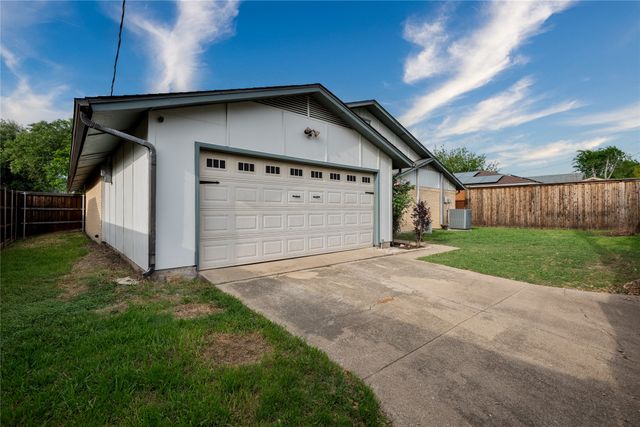 3140 Kinkaid Drive, Dallas, TX 75220