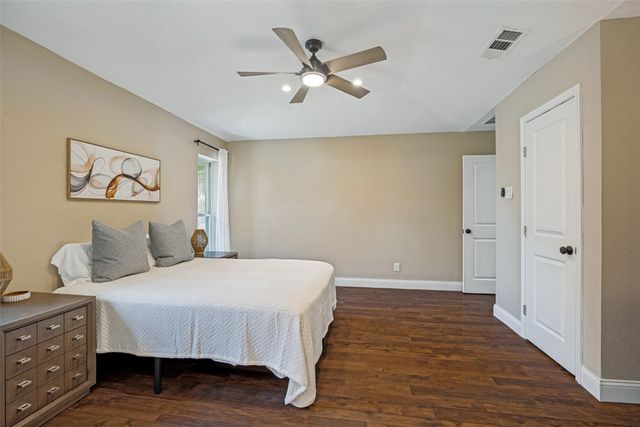 1230 Richland Oaks Drive, Richardson, TX 75081