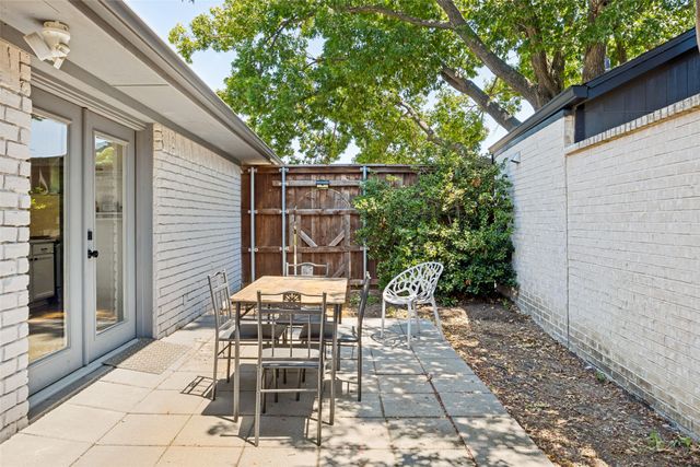 1230 Richland Oaks Drive, Richardson, TX 75081