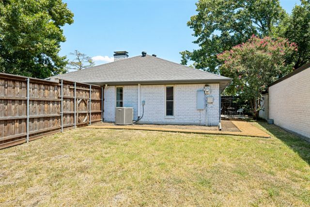 1230 Richland Oaks Drive, Richardson, TX 75081