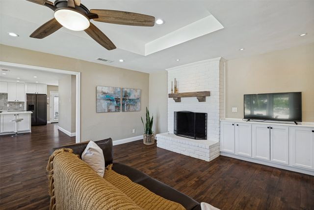 1230 Richland Oaks Drive, Richardson, TX 75081